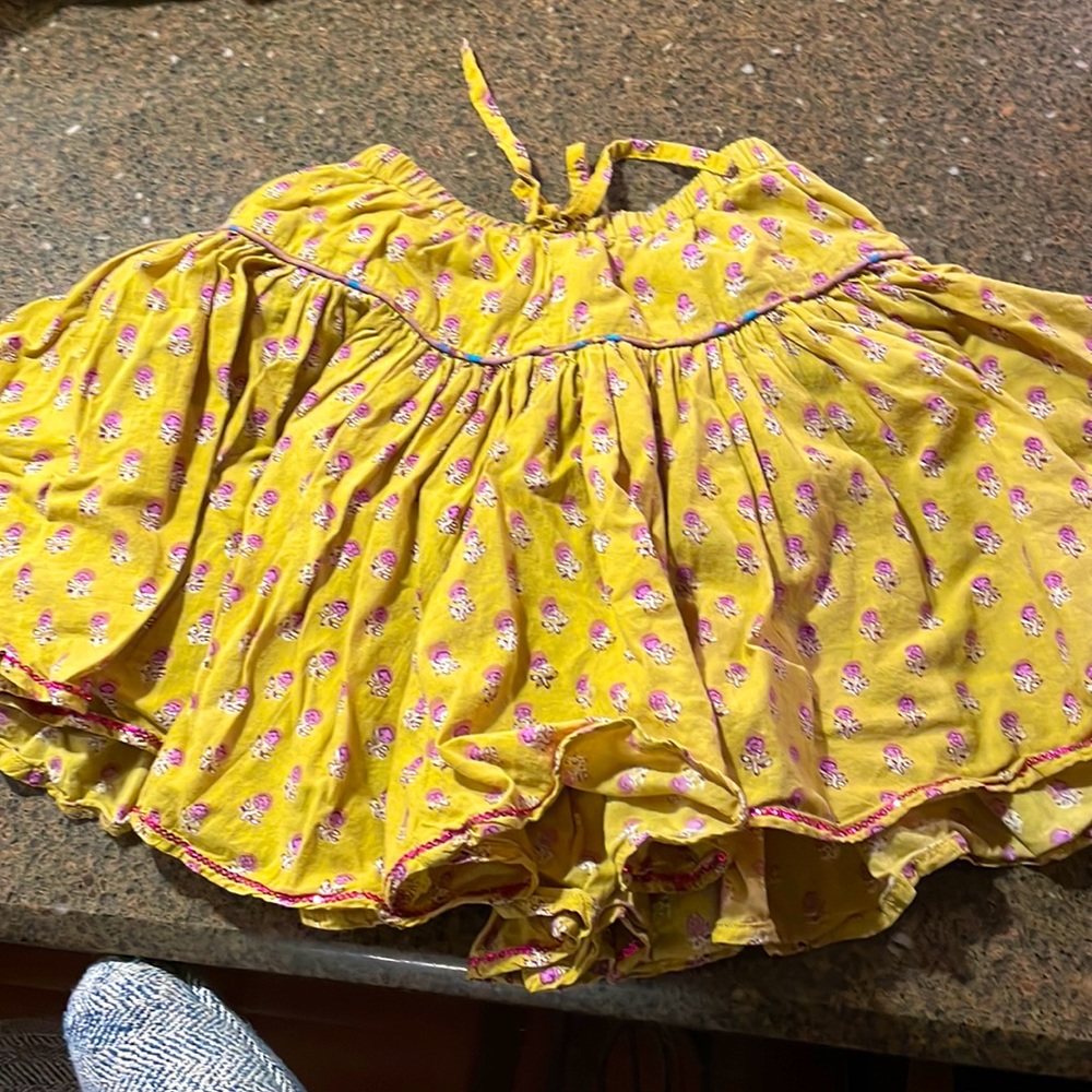 Girls skirt